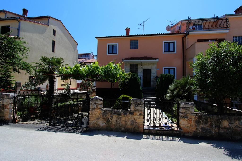 רוביני Apartments Branko מראה חיצוני תמונה