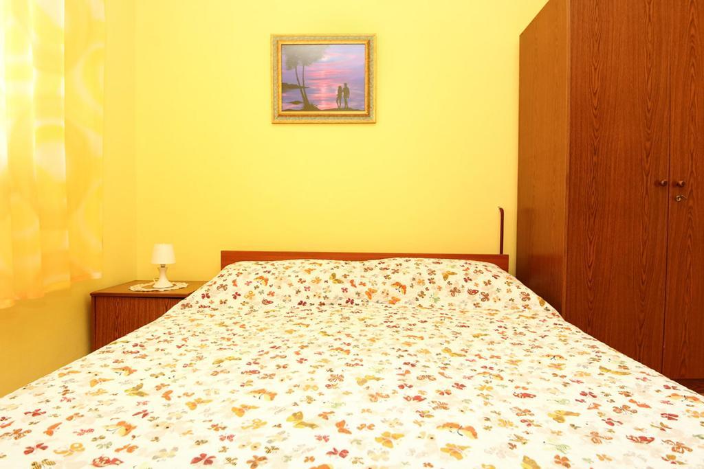 רוביני Apartments Branko מראה חיצוני תמונה