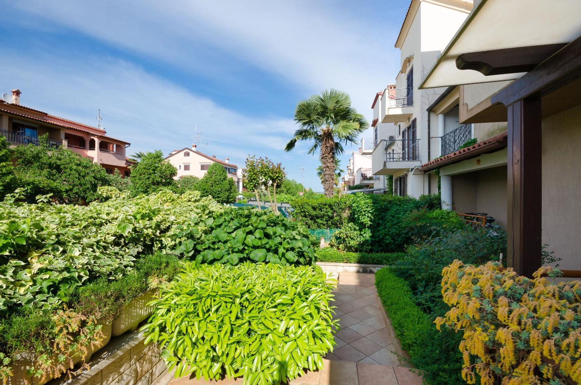 רוביני Apartments Branko מראה חיצוני תמונה